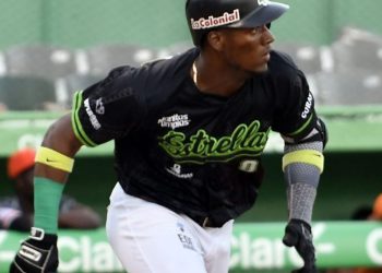 Estrellas se apuntan primera victoria en el RR al superar a las Águilas en 12 entradas