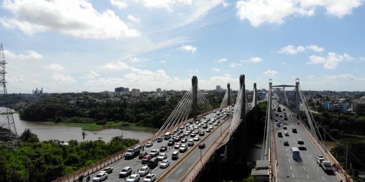 Anuncian amplio operativo de mantenimiento y limpieza de túneles y elevados