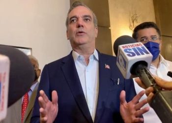 Presidente Abinader considera “Es imposible” volver al confinamiento