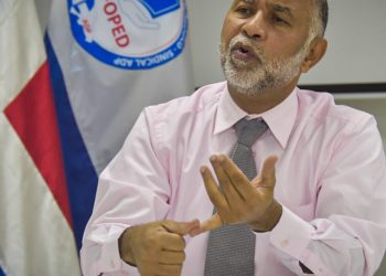 Eduardo Hidalgo dice abrir las aulas ante esta 5ta ola del Covid-19 es un error