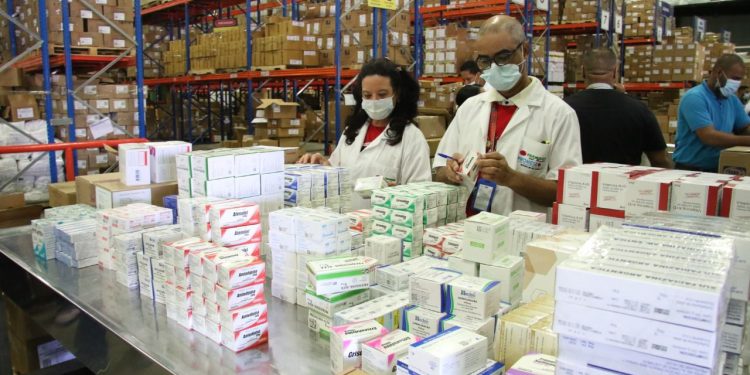 Instituciones garantizan suministro de medicamentos para pacientes con Covid-19