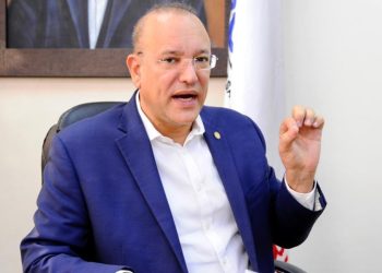 Reprochan oposición ampliación autopista Duarte