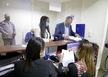 MP presenta acusación contra nueve policías involucrados en muerte esposos religiosos en Villa Altagracia 