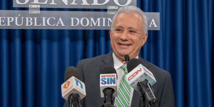 Senador Taveras lanza campaña “Recuperemos lo robado” del proyecto Ley de Extinción de Dominio￼