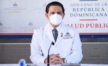 Ministro de Salud: presidente no ha decretado fin de la pandemia, sólo ha flexibilizado las medidas 