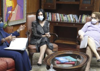 Primera dama, Conani y Procuraduría analizan embarazo en adolescentes en el ámbito judicial￼￼