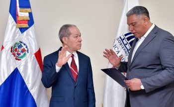 Ministro de Interior y Policía juramenta nuevo viceministro de Armas