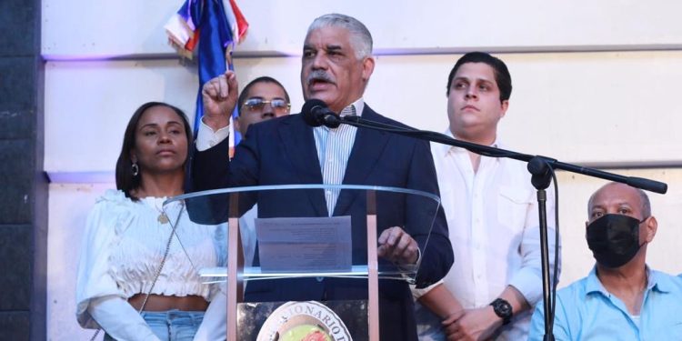 Miguel Vargas Maldonado afirma alto costo de la vida se siente en todo el país 