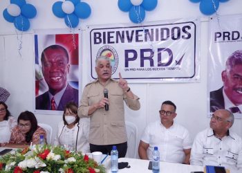 Miguel Vargas Maldonado exhorta al Gobierno trabajar para convertir a Valverde en capital mundial del banano orgánico