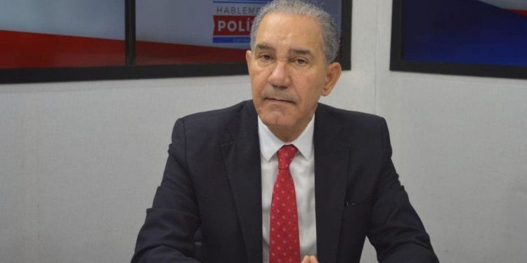 MESCYT llama a universidades a la presencialidad￼