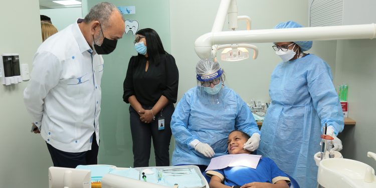 INABIE dice beneficia 2,832 estudiantes con atención gratuita de salud visual, auditiva y bucal￼