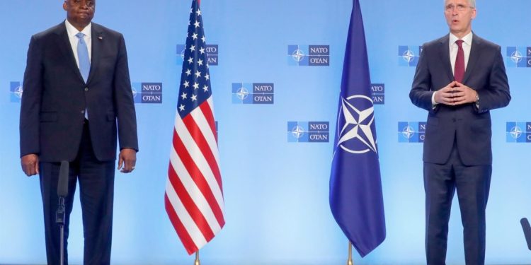 La OTAN no ve desescalada de Rusia sino que parece que aumenta tropas￼