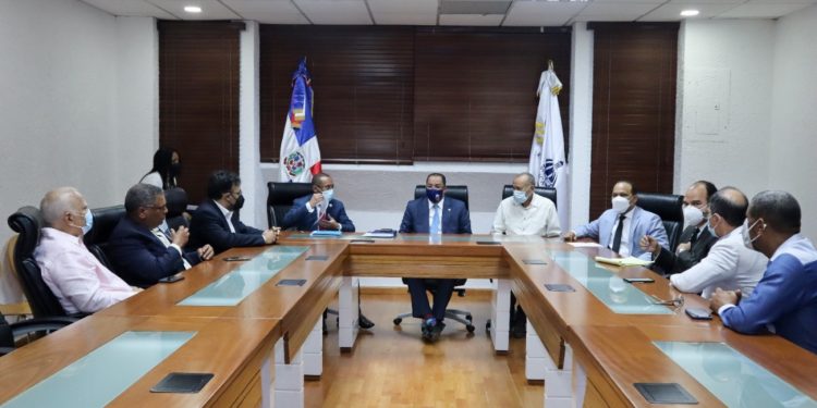 INABIE inició pagos a suplidores del almuerzo escolar para mantener servicio a los estudiantes￼