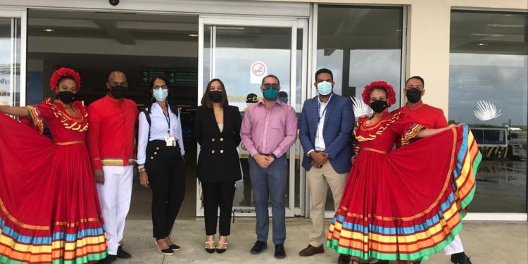 RD recibe vuelo desde Islandia, luego de una década suspendidos￼