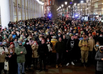 «No a la guerra», miles de personas en Rusia protestan contra la invasión a Ucracia￼
