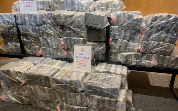 Cargamento ocupado en costas de Boca Chica positivo a cocaína