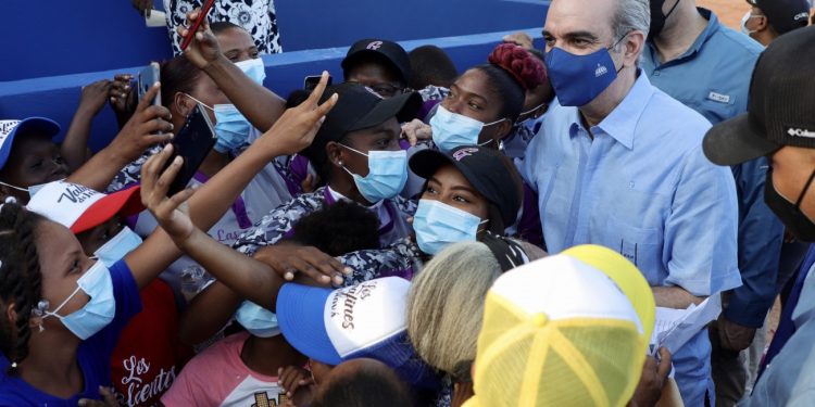 Presidente Abinader visita tres provincias este viernes