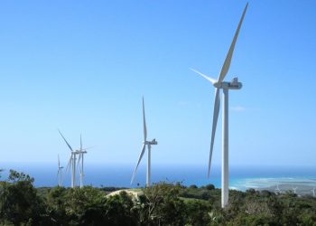 En 2021, CNE aprobó más de $1,000 millones en incentivos a energía renovable