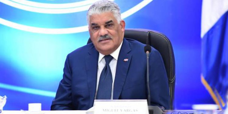 Miguel Vargas presidente del PRD será candidato en 2024