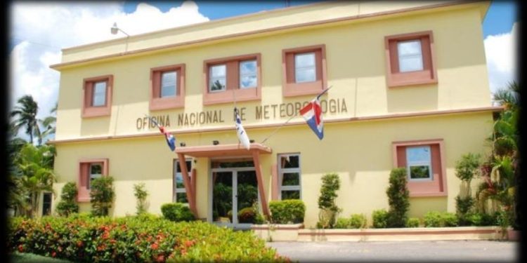 ONAMET informa lluvias continuarán debido a vaguada