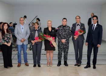 Policía honra a las damas de la institución y de la sociedad con diversas actividades