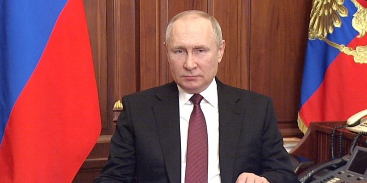 Putin: Rusia insta a sus vecinos a normalizar las relaciones