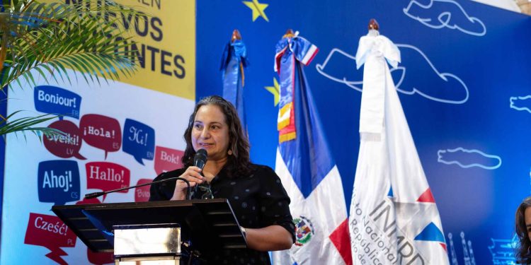 Instituto Nacional de Migración pone a circular informes sobre trata de personas en la 24.a edición de la Feria Internacional del Libro de Santo Domingo