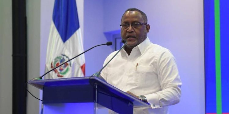 Presidente de la CNTD desmiente favorezca mantener  ganancias de  las AFPs