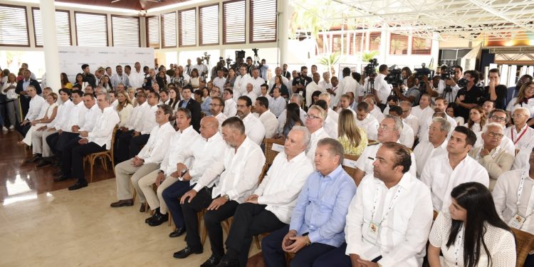 Abinader preside inicio de construcción de un hotel con inversión US$175 MM