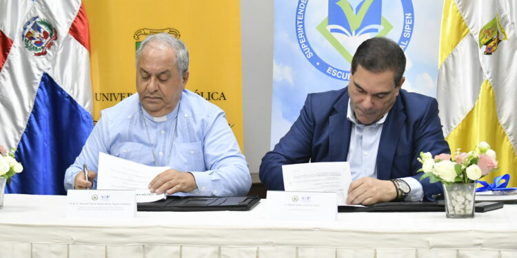 Universidad Católica Santo Domingo (UCSD) y Superintendencia de Pensiones (SIPEN) firman convenio de colaboración interinstitucional