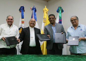 Universidad Católica Santo Domingo (UCSD) y La Dirección General de Minería del Ministerio de Energía y Minas, firman convenio de colaboración interinstitucional