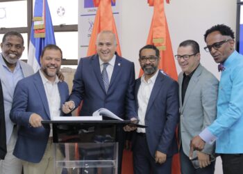 Misión neoyorquina se compromete a estrechar lazos de cooperación entre Defensa Civil y NYCEM