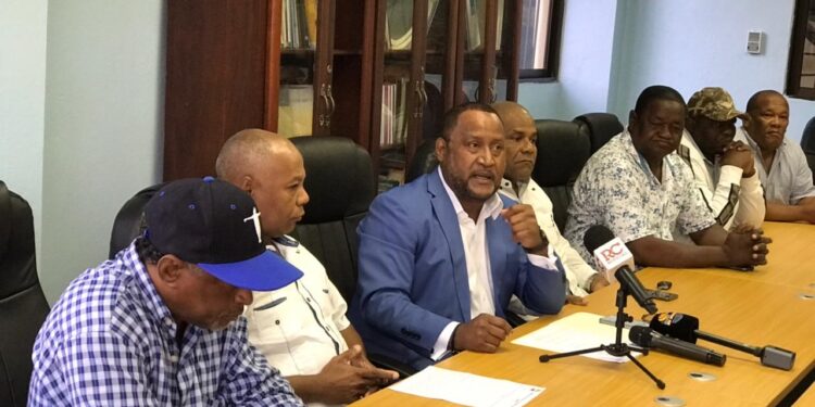 CNTD junto a agrupaciones sindicales de Boca Chica piden atender demandas de los munícipes