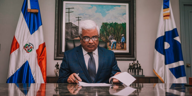 Bienes Nacionales llama entidades actuar contra invasores terrenos del Estado