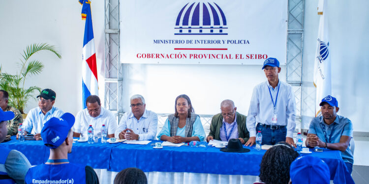 Autoridades dan inicio al X Censo Nacional de Población y Viviendas en El Seibo