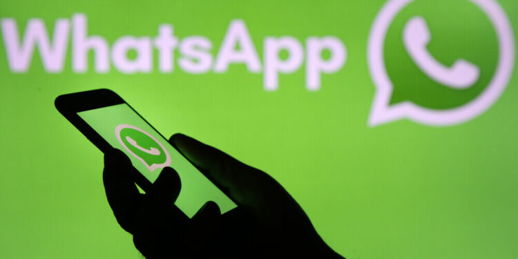 La nueva actualización de WhatsApp pretende facilitar la conversación contigo mismo