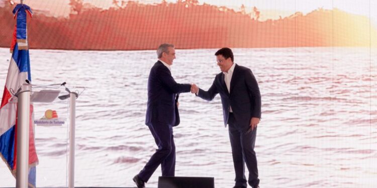 Ministro Collado inicia en Florida las presentaciones de promoción en Estados Unidos de 2023.