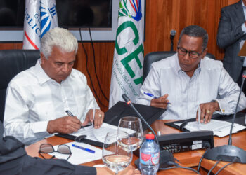 Comedores Económicos firma acuerdo para suplir almuerzo a Bienes Nacionales, CEA y CORDE