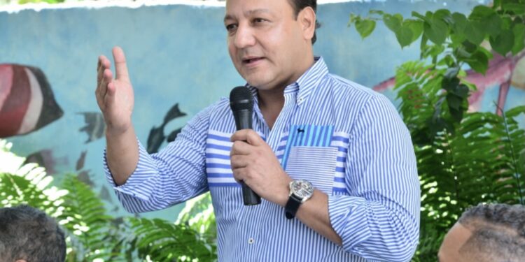 Abel Martínez será jefe de su propia campaña