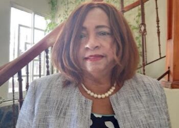 Ministro Daniel Rivera destituye directora provincial de salud de Barahona