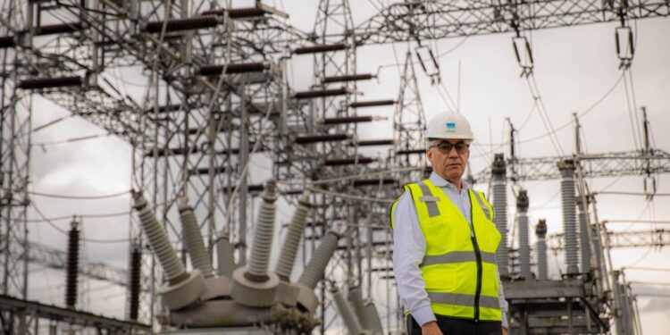 ETED CONSTRUYE TORRES ELÉCTRICAS MÁS ALTAS DEL PAÍS PARA FACILITAR EL PASO CONTINUO DEL TELEFÉRICO Y PROTECCIÓN DEL SISTEMA ELÉCTRICO