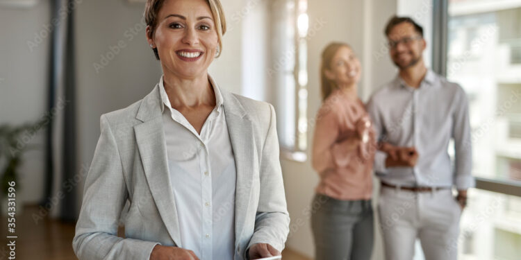 La Importancia de Invertir en el Sector de Bienes Raíces: Asegurando un Futuro Patrimonial