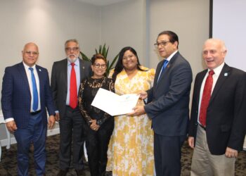 SODEMECU reconoce a médicos dominicanos pioneros en ejercer la Medicina Crítica en el país