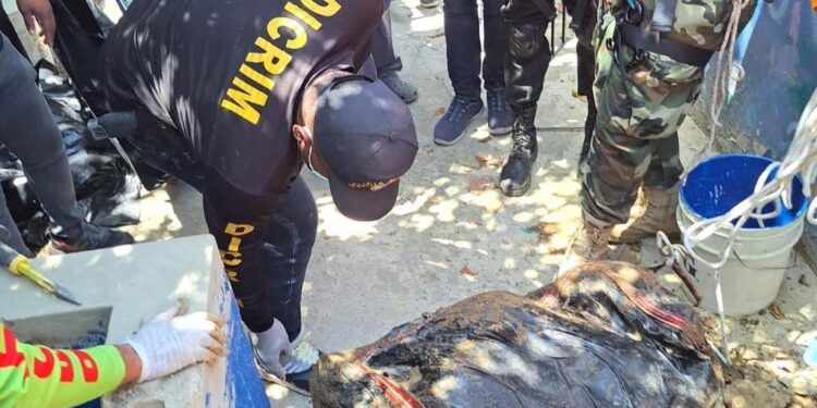 Encuentran cuerpo de hombre en una maleta en la Vega