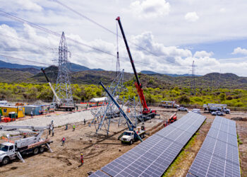 ETED interconectó dos centrales de energía solar en distintas zonas del país