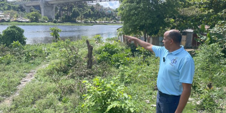 FUNSACO hace llamado para combatir contaminación de las botellas plásticas