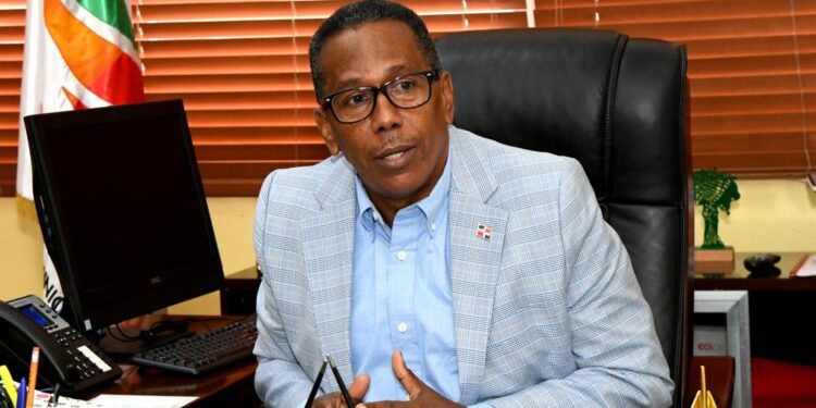 Comedores Económicos asistirá poblados afectados por las lluvias