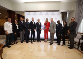 Ministerio de Turismo entrega certificación Qualitur al Hotel Sheraton.