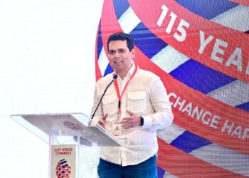 Juramentan a Carlos Hernández como Vicepresidente Mundial de la Unión Internacional de Jóvenes Socialistas IUSY