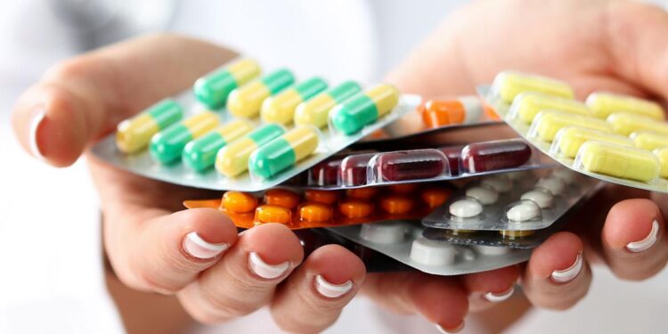 Proponen al congreso cambios metodología de compras medicamentos de alto costo